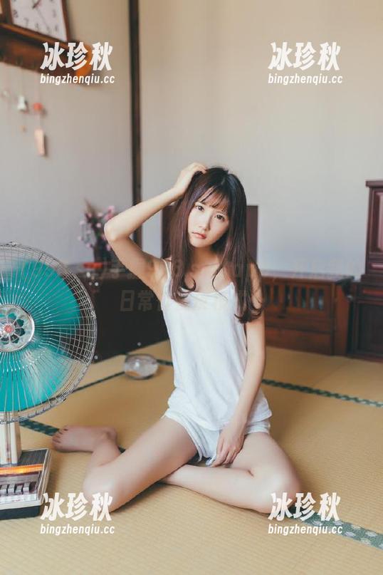 998.su 手握998.su的app,开启我的日常香蕉皮模式…