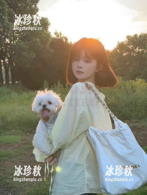 去cgw官网真的是瞅着瞅着就停下来了，不知不觉就变成肚子里的瓜子！