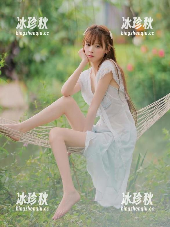 fuli 我在“fuli121”观看的时候,不自觉就想为我的沙发命名了,太久没离开过了。