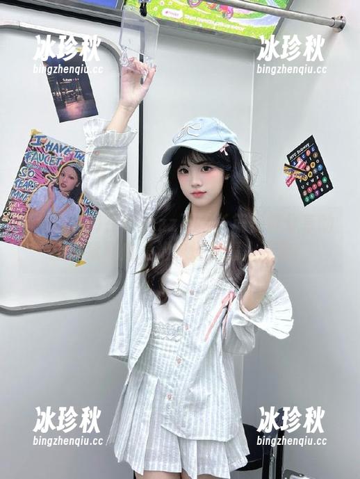 在tttzzz万里长篇长征分享的正能量到底是治愈还是逼人装傻？