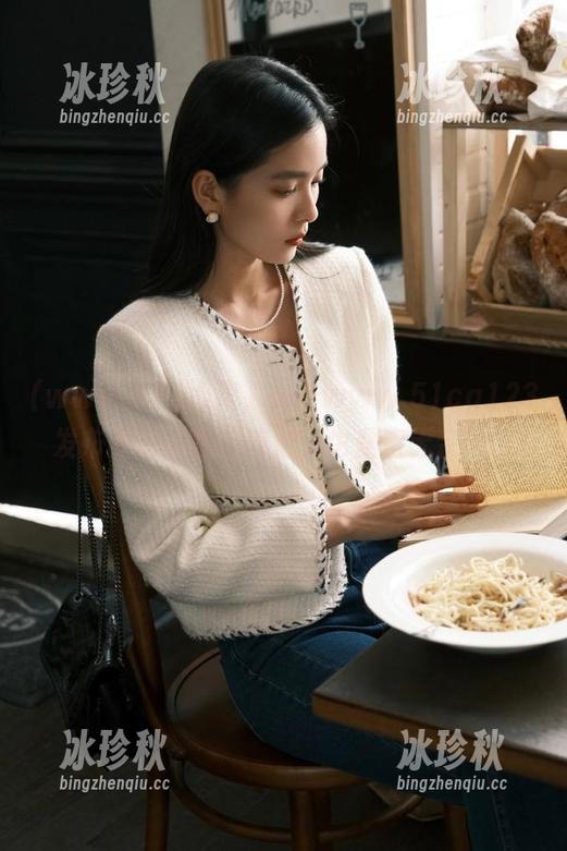 www.51 心疼,一条www.51cg123发布的动态暗暗流泪,也是蛮无奈的。