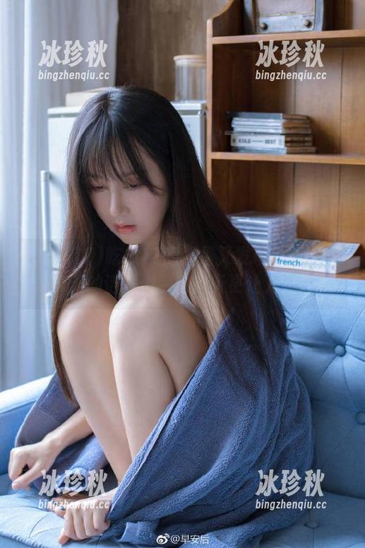 吃瓜17的群里又发布了新动态，今天的话题似乎比昨天更让人疑惑了