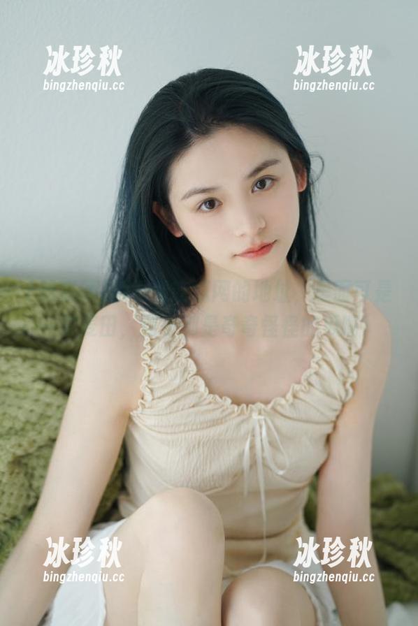 吃瓜网 别小看吃瓜网的地址,里面可是一块麦田,到处都是奇奇怪怪的瓜啊!