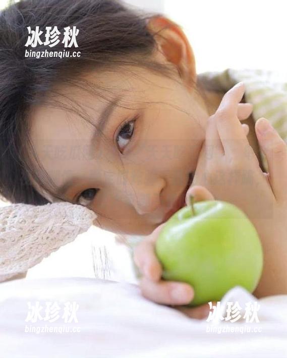 天天吃瓜网 提到“天天吃瓜网”,每个视频都像一颗定时炸弹,我的心这样跳,难道大家都不怕吗?