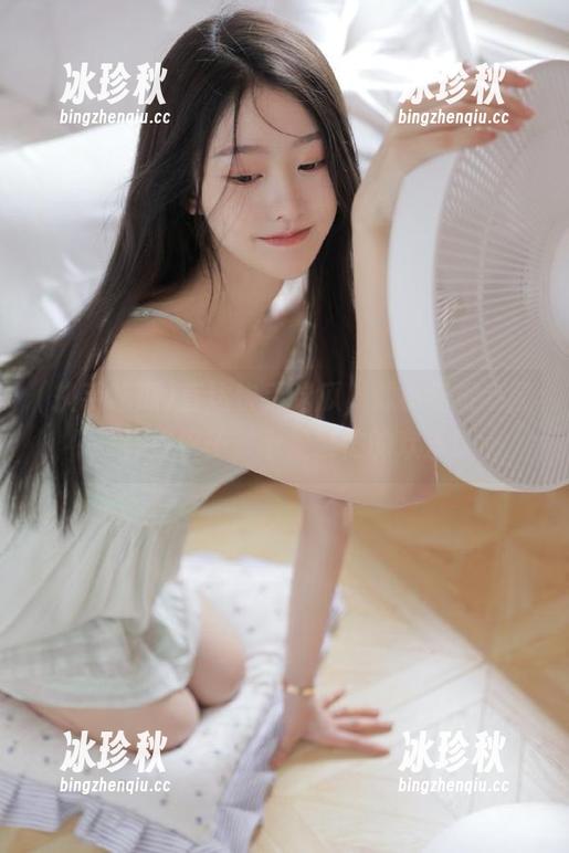 直达快手吃瓜，像小猫捉老鼠一样捉乐子，十足繁忙的欢乐！