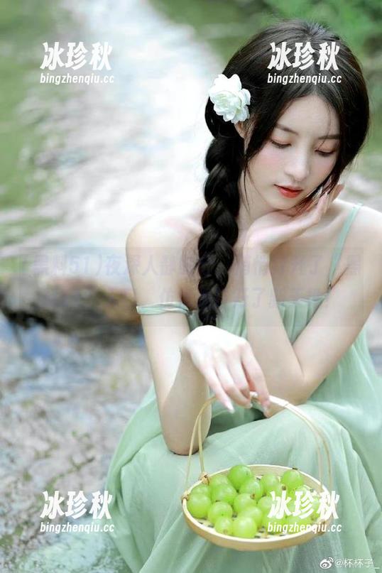 黑料51 夜深人静时分,悄悄打开了“黑料51”入口,仿佛是打开了新天地!