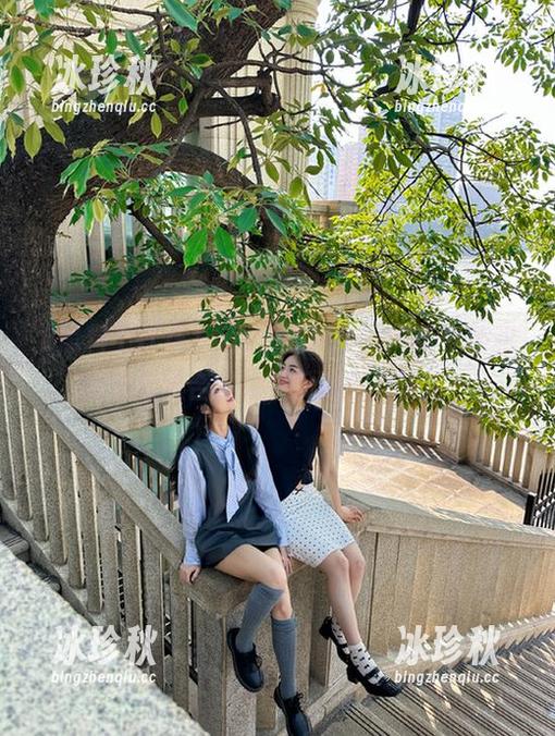 黑料不打烊 不慌,黑料不打烊苹果版和网页版联合发力,瓜吃完再决定!