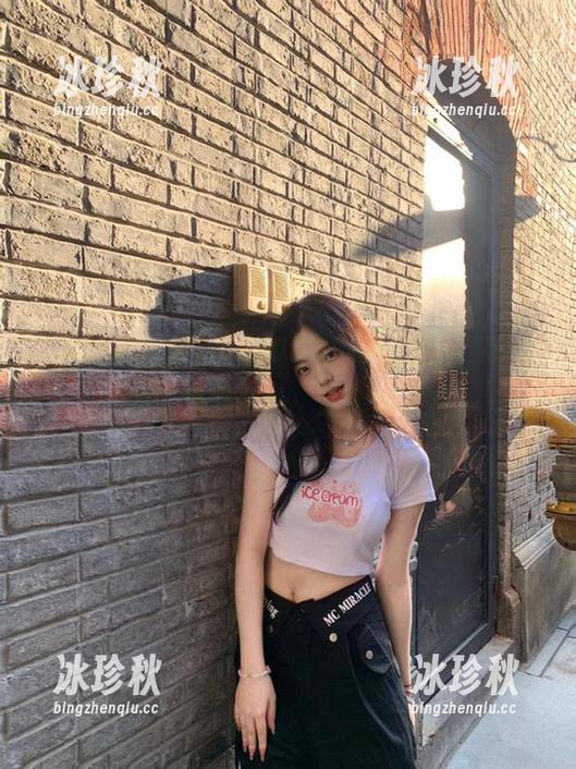 “黑料不打烊”app：下载的到底是八卦，还是雷人？