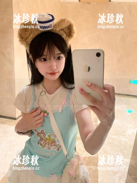 黑料网 我跟着黑料网投的导航走,真心希望它能带我找点新鲜事儿!